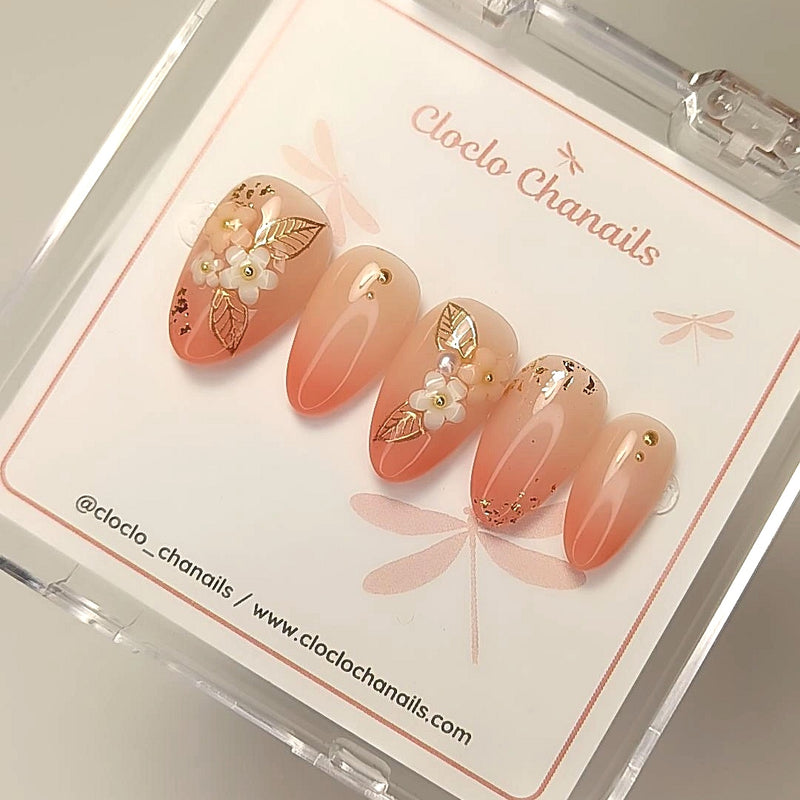 Apricot Muse