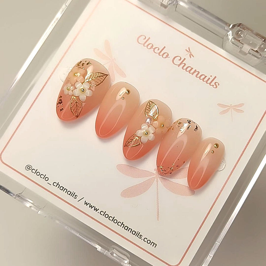 Apricot Muse